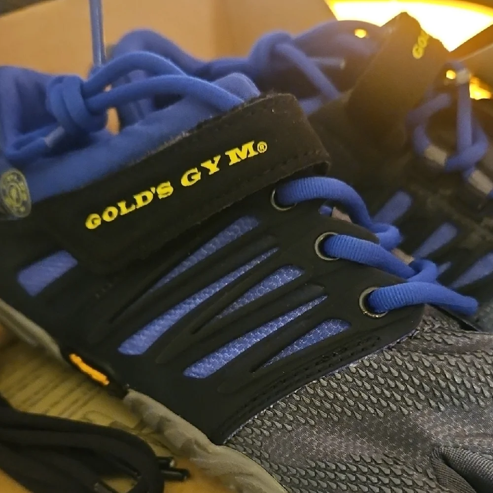 Vibram FiveFingers Black and Blue Water Shoes Prototype For Gold's Gym. - Picture 3 of 10